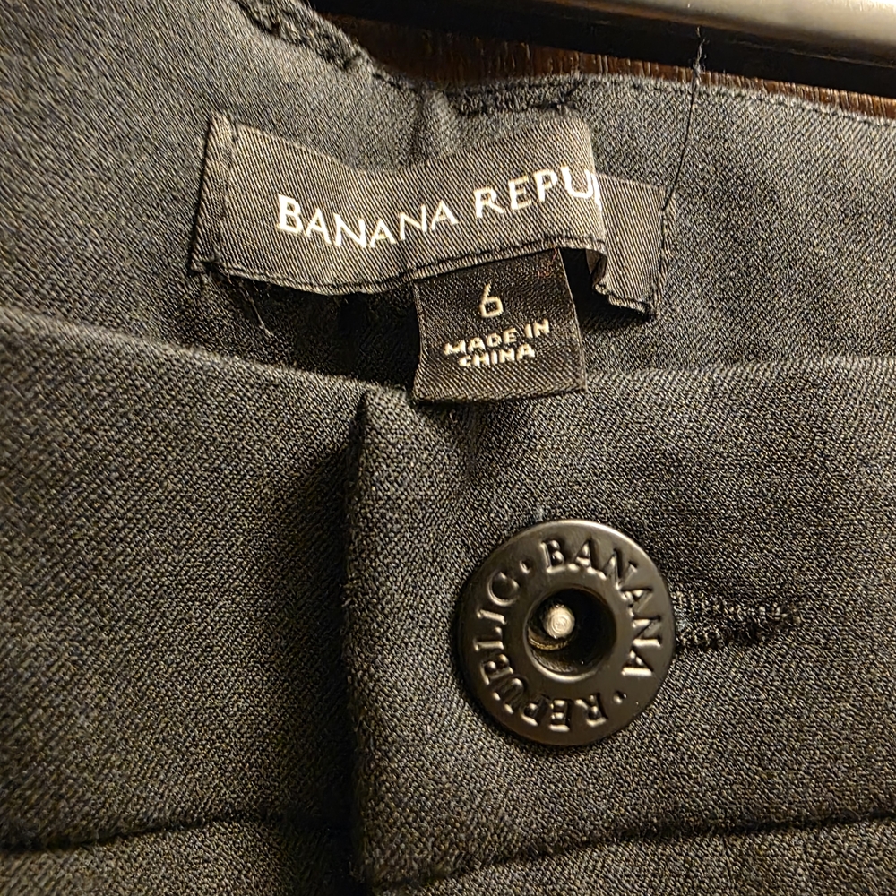 Banana Republic Charcoal Trousers - Picture 3 of 3